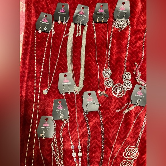 Paparazzi Necklaces with Earrings - Picture 3 of 13